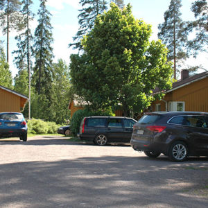 Björkkullantie 1